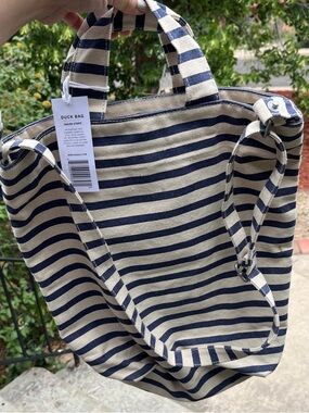 BAGGU Sailor Stripe Duck Bag in Navy and Cream